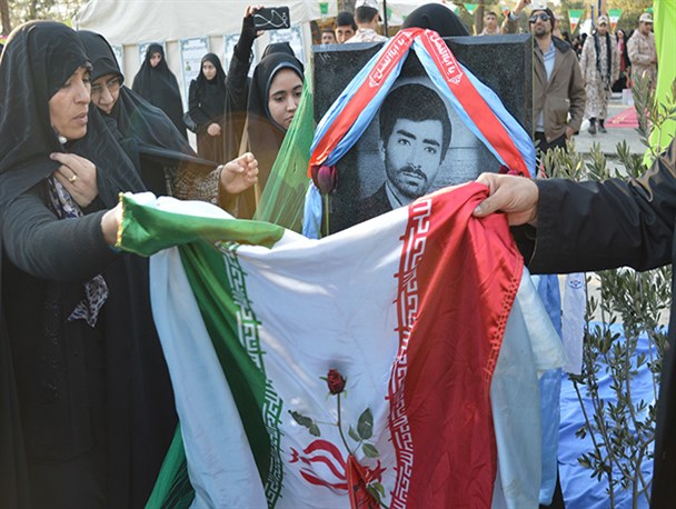 مراسم رونمایی از یادمان شهدای شاخص انقلاب در بهشت زهرا برگزار شد