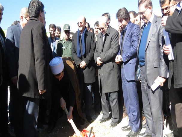 کارخانه لاستیک کردستان باید با استفاده از ظرفیت مرزی به دنبال جذب بازارها بین المللی باشد