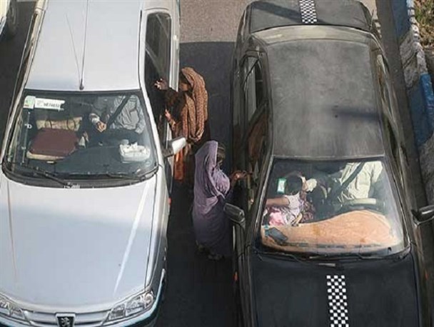 اشتغال زنان متکدی باید از طریق آموزش فراهم شود
