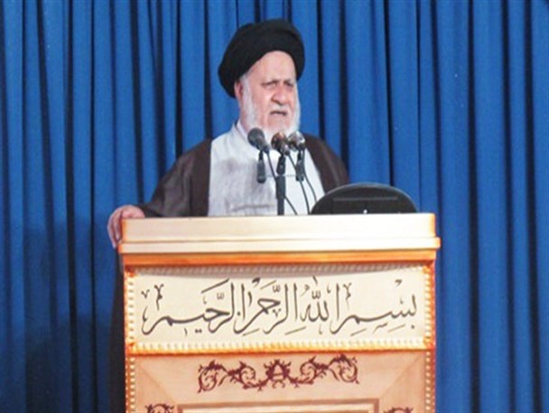 حضور پرشور در راهپیمایی 22بهمن مشت محکمی بردهان دشمنان است / حضور در انتخابات 7سفند ماه یک وظیفه عمومی است