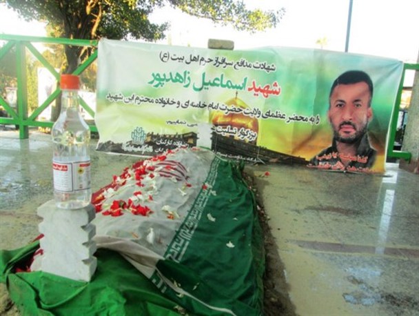 مزار مطهر شهدا در کردکوی عطرافشانی و گلباران شد+تصاویر