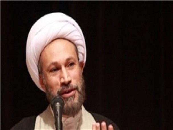 دستاوردهای انقلاب به یک جهت خاص معطوف نمی‌شود