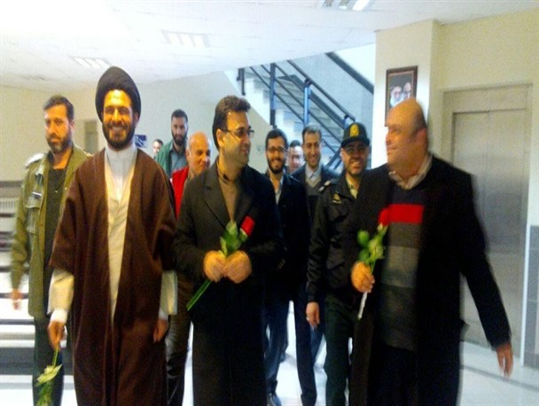 مسئولین از پرستاران بیمارستان شفت تقدیر کردند