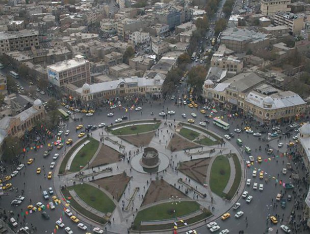 همدان ظرفیت ساخت هتل های چند ستاره، هتل آپارتمان و مهمان پذیر را دارد