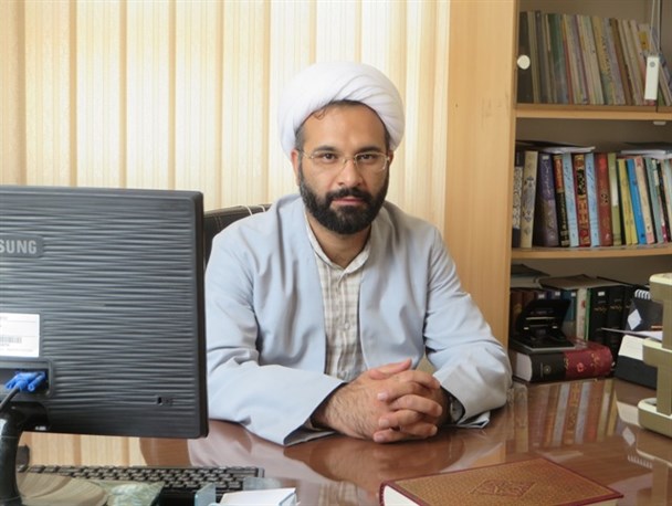 شاخصه های انقلابی گری و رمزهای انقلابی ماندن