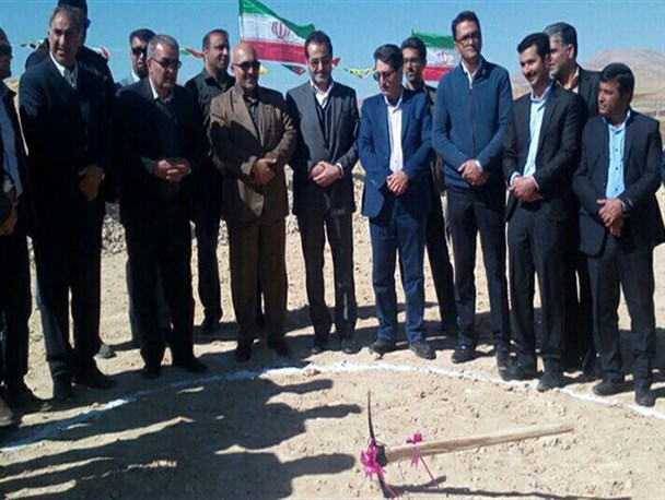 کلنگ ۵ طرح صنعتی  درسپیدان به زمین زده شد