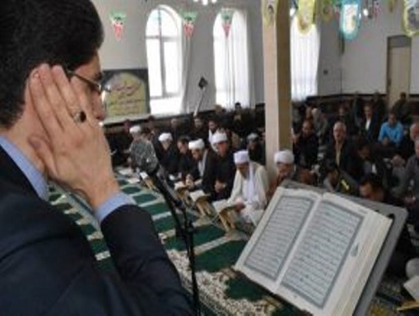محفل انس با قران کریم با حضور قاریان ممتاز کشور در بوکان