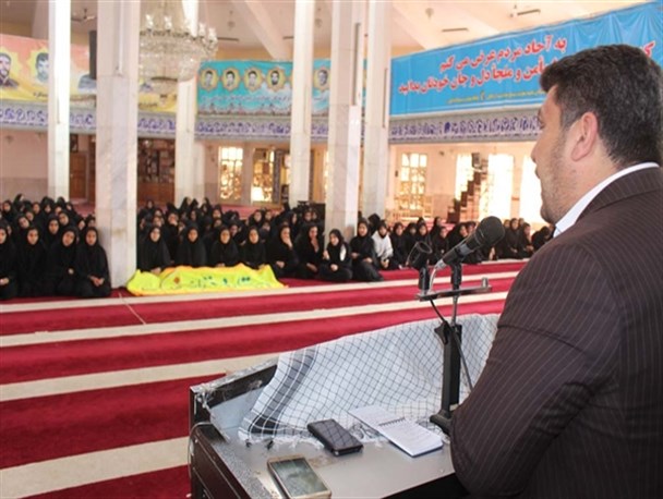 جشن رویش گل های عفاف به مناسبت دهه فجر برگزار شد