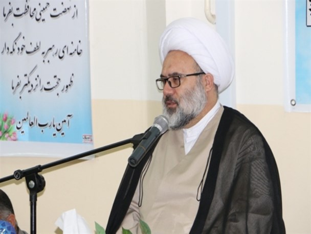 رابطه امام و امت، از مهمترین ارکان انقلاب اسلامی/ دشمن درصدد از بین بردن فرهنگ عاشورایی، مهدویت و رابطه امام و امت است