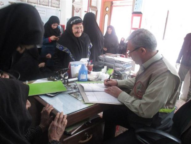 اعزام تیم پزشکی و دندانپزشکی به مرکز توانبخشی سالمندان فرزانگان+تصاویر