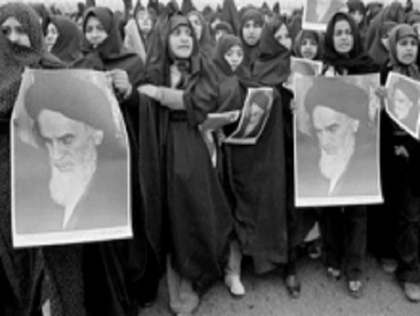 زنان مبارز، دوشادوش مردان تا پیروزی انقلاب اسلامی