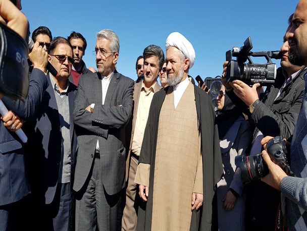 بازدید وزیر نیرو از سد خرمرود تویسرکان