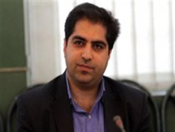 امروزبیشتر فضاهای ورزشی مبارکه فرسوده است