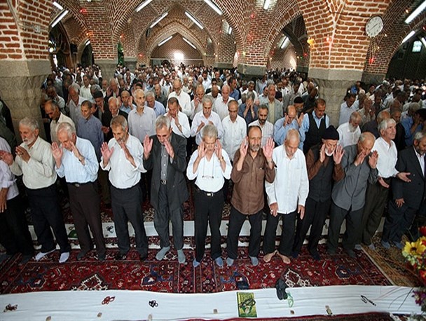 نماز جماعت صبح در بیش از هفتاد مسجد قزوین برگزار می گردد