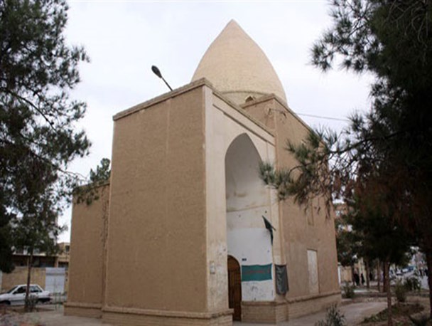 مقبره پیر نجم الدین سمنانی ،یادمانی برای یک واقعه تاریخی