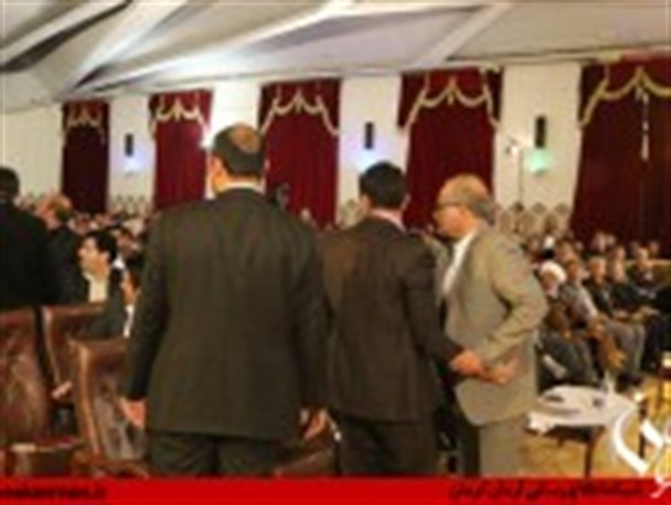 رییس سازمان تبلیغات استان : باید از سخنرانی جلوداران فتنه در استان جلوگیری شود/ نماینده مردم بافت: آیا پاسخ یک سئوال ضرب و شتم است