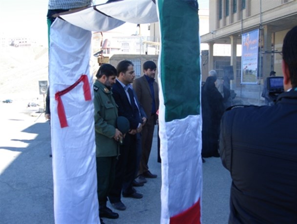 دومین کاروان دانشجویان کردستان به مناطق عملیاتی جنوب اعزام شدند