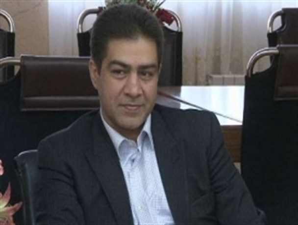 اگر فرمانداری که مرا کتک زده برکنار نشود مقابل فرمانداری خودسوزی می کنم/ به خاطر وعده های فرماندار فایل صوتی مرصاد را تکذیب کردم