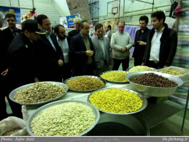 نمایشگاه بهاره در نمین افتتاح شد