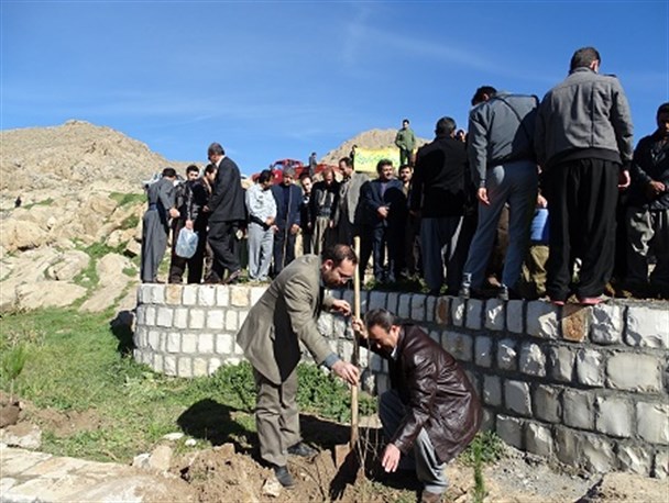 گزارش تصویری مراسم روز درختکاری در روانسر