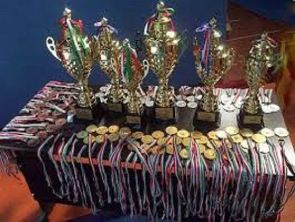 بانوان کرمانشاهی عنوان چهارم مسابقات ایروبیک و استپ قهرمانی کشور را از آن خود کردند