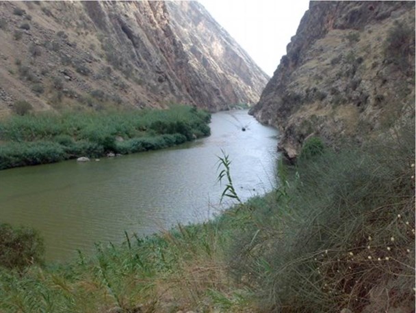 تنگه "سازبن" زیبای گمشده در شهرستان سیروان/لزوم ایجاد راه دسترسی مناسب در منطقه