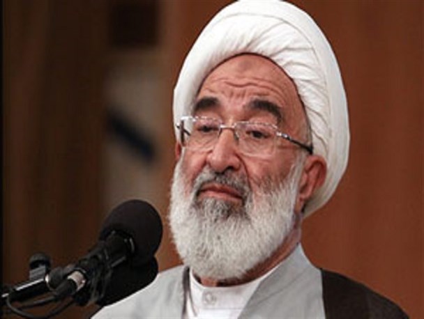 آیت‌الله واعظ طبسی در امور انقلاب و نظام با کسی تعارف نداشت/ هر کسی می خواست سر سوزنی به انقلاب ضربه بزند با واکنش آیت‌الله طبسی مواجه می‌شد