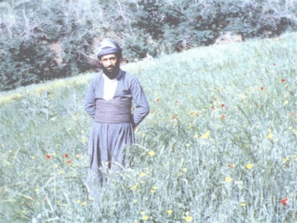 وقتی گروهک های ضد انقلاب، خانه پدر شهید جمیل شهسواری را مصادره می کنند