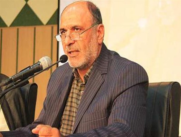 قوه مجریه در تحقق اقتصاد مقاومتی تصمیم جدی ندارد/ دلبستگی به قول دشمن ساده اندیشی است