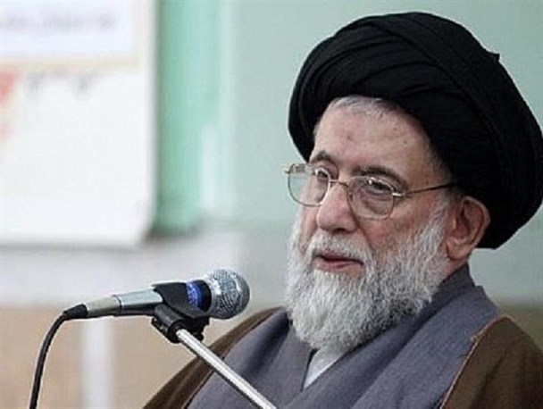 فرهنگ، علم و معرفت از کتاب به دست می‌آید/نویسندگان کتاب نباید از دیر و زود آمدن کتاب خود به صحنه مأیوس شوند