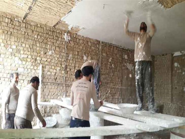 بسیجیان حوزه کارگری ورامین اقدام به ساخت و تکمیل یک واحد مسکونی کردند