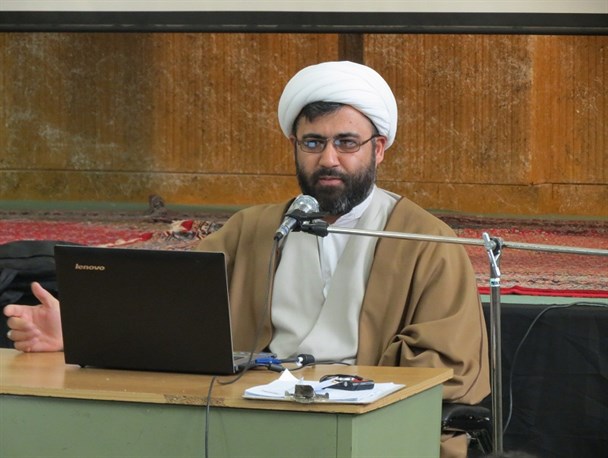 نباید به وعده های آمریکایی ها خوشبین بود/استکبار جهانی به دنبال مقابله با نظام اسلامی است