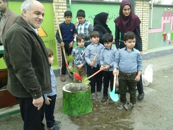 مراسم روز درختکاری در خوی برگزار شد+تصاویر
