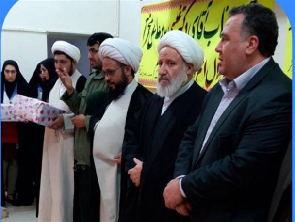 همایش تجلیل از مقام مادران شهدا و قدردانی از امدادگران نمونه در گیوی / تصاویر