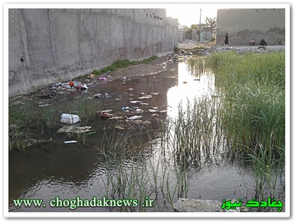 راهکارمسئولین جهت حل معضل کوچه های خاکی و آب گرفته چغادک !!!