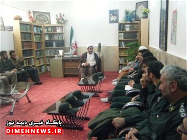 نام سپاه بر تارک ایران اسلامی می درخشد