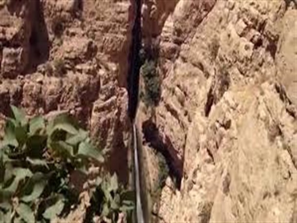 بیش از ۳۰ هزار نفر از بلندترین آبشارایران در سرپلذهاب دیدن کردند