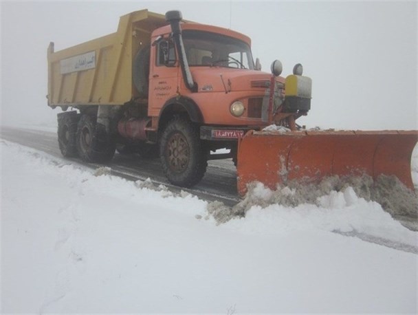 طبیعت زمستانی روستاهای منطقه صائین سراب در بهار ۹۵