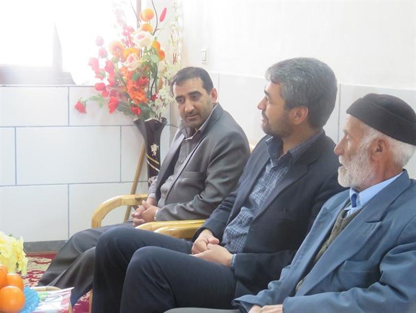 ۲۱۰دیدار در سال ۹۴ با ایثارگران خندابی انجام شد