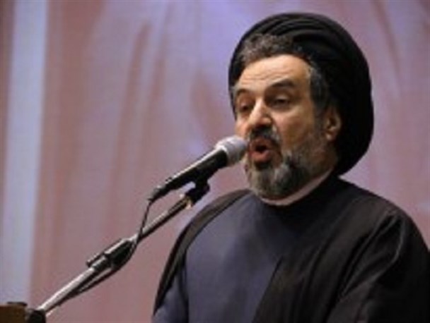 معوقات سال ۹۱ خانواده شهدا تا پایان سال جاری پرداخت می‌شود/ در حال برنامه‌ریزی برای خدمت به خانواده‌های شهدای مدافع حرم هستیم