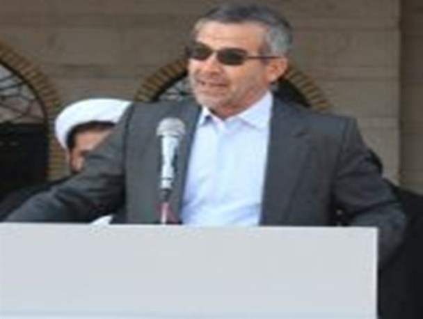 شما صرفا به دلیل گرایش سیاسی تان علی الظاهر رئیس هستید!