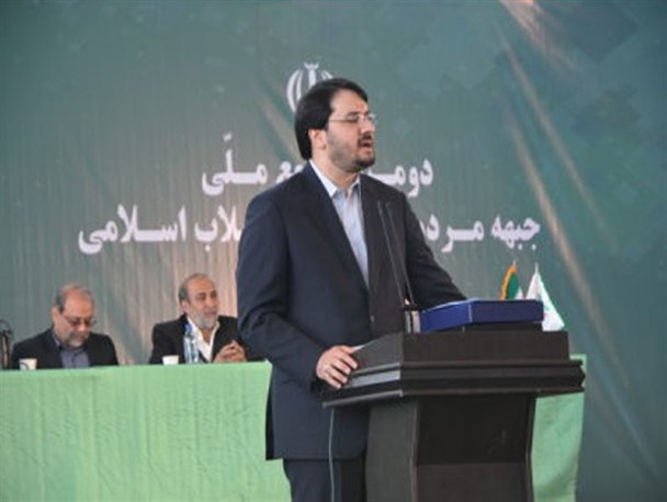 دولت بانک ها را تغییر ندهد، بانک ها دولت را تغییر می دهند/ ما را با اکبر گنجی مقایسه نکنید /دولت مسئله حل کن می خواهیم نه مسئله بیان کن