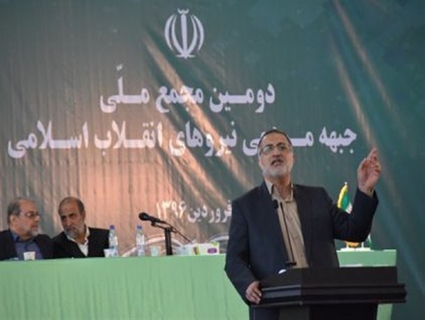 شعار نیست اما در چهار سال می‌شود فقر را ریشه‌کن کرد/دولت کشور را دچار رکود مرگ آور کرده است/اولین مانع در کشور فساد است