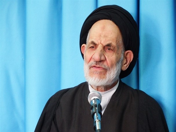 تفاوت 180 درجه ای نیروهای مسلح جمهوری اسلامی با نیروهای دنیا در رساندن پیام الهی است