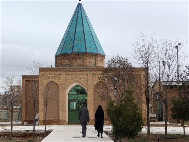آرامشی به رنگ آستان فیروزه‌ای امامزاده زینب خاتون(س)+تصاویر