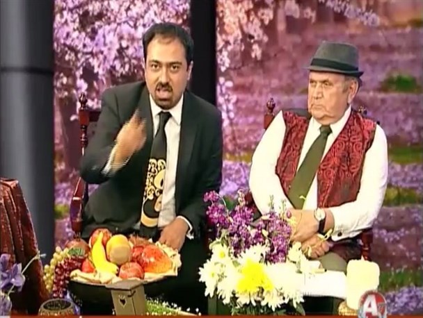 مشاور «ربع پهلوی»: مدیران «ایران آریایی» دروغگو و فریبکار هستند!