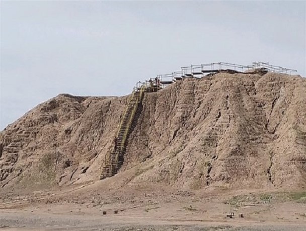 بی توجهی مسئولین زخمی بر زیبایی های جنوب کرمان/جاده های جنوب نیاز به بازنگری دارد