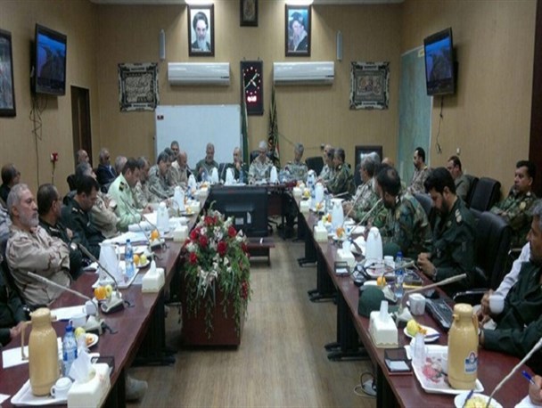 برگزاری جلسه فرماندهی عملیات امداد رسانی نیروهای مسلح به سیل زدگان خوزستان/ اقدامات مهندسی باید منطبق بر اصول و چارچوب های علمی صورت گیرد/ ارائه اقدامات امدادی یگانهای تحت امر