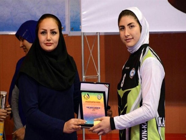 کسب مقام در لیگ برتر، اتفاق شیرین سال ۹۸ بود/ مردم با خانه ماندن به شکست کرونا کمک کنند