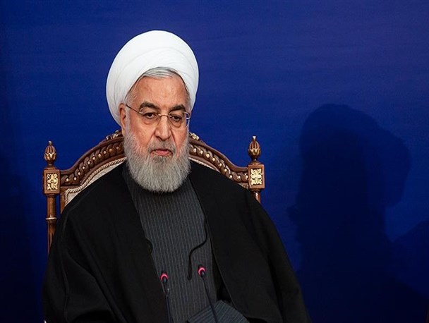 باید تدابیر لازم برای حرکت چرخ اقتصاد اتخاذ شود/ سلامت مردم اولویت نخست کشور است